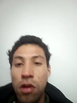 Snapshot of AlejandreBy chatting on February 22, 2026, 5:21 am AlejandreBy online show from February 22, 2026, 5:21 am