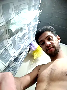 Snapshot of AlejandreBy chatting on January 9, 2026, 7:04 am AlejandreBy online show from January 9, 2026, 7:04 am