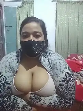 momo loves online show from February 11, 2026, 2:28 pm