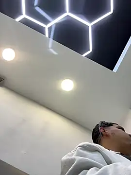 Steven24r30 online show from January 19, 2026, 1:37 pm