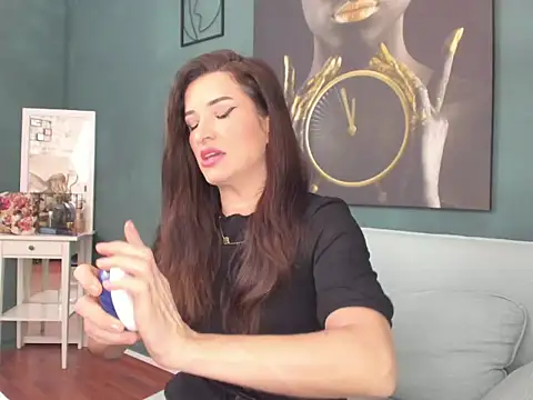 VanillaBlyss online show from February 24, 2026, 8:15 am