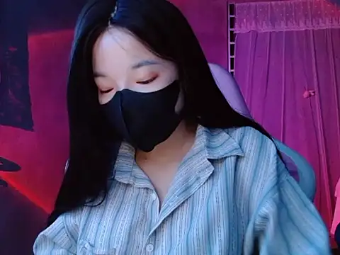 Snapshot of -Tamy- chatting on February 16, 2026, 4:49 pm -Tamy- online show from February 16, 2026, 4:49 pm