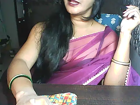 Snapshot of Tara-rathod05 chatting on January 11, 2026, 10:05 pm Tara-rathod05 online show from January 11, 2026, 10:05 pm