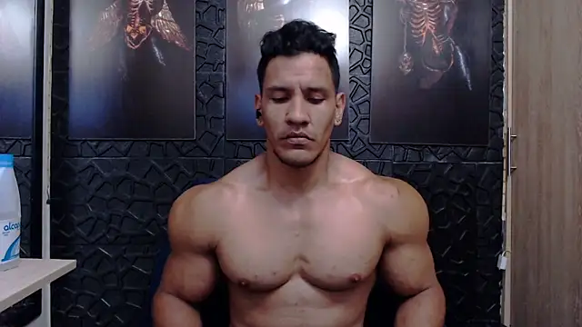 Snapshot of viktor_herrera chatting on March 19, 2026, 7:08 am viktor herrera online show from March 19, 2026, 7:08 am