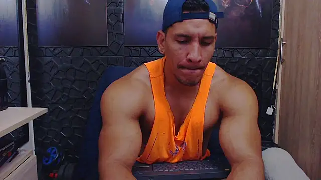 Snapshot of viktor_herrera chatting on April 13, 2026, 7:51 pm viktor herrera online show from April 13, 2026, 7:51 pm