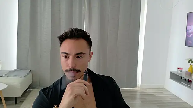 Master Lukas online show from May 14, 2026, 9:39 am