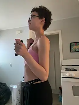 jojosbizarrelyf online show from February 22, 2026, 11:28 pm