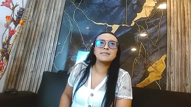 Snapshot of karina1609 chatting on January 7, 2026, 5:18 pm karina1609 online show from January 7, 2026, 5:18 pm