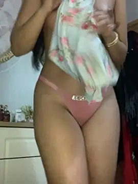 Snapshot of NaaRo-1 chatting on March 28, 2026, 9:49 pm NaaRo-1 online show from March 28, 2026, 9:49 pm