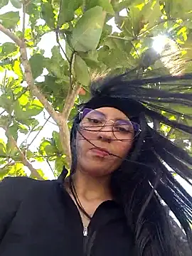 Snapshot of FrierenHot chatting on March 1, 2026, 5:02 pm FrierenHot online show from March 1, 2026, 5:02 pm