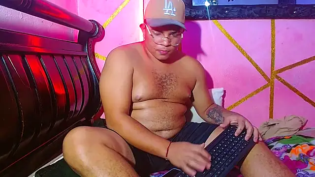 Snapshot of michell_hot29 chatting on February 10, 2026, 12:59 pm michell hot29 online show from February 10, 2026, 12:59 pm