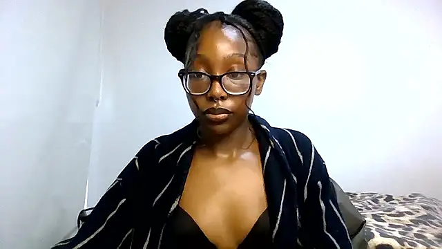 LolaUrFavGirlxxx online show from January 10, 2026, 1:50 pm