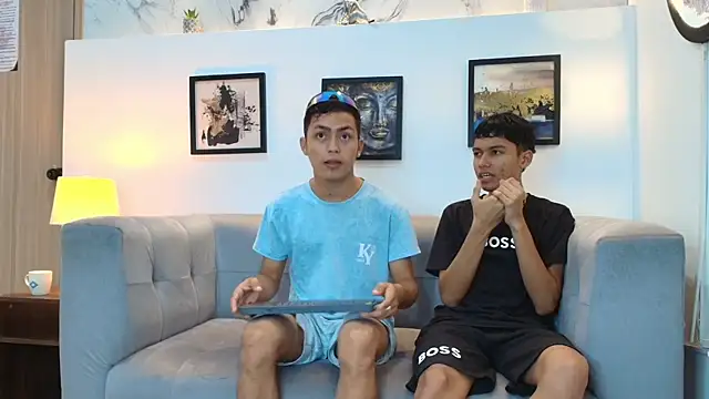 AVENGER BOYS2026 online show from January 7, 2026, 1:21 am