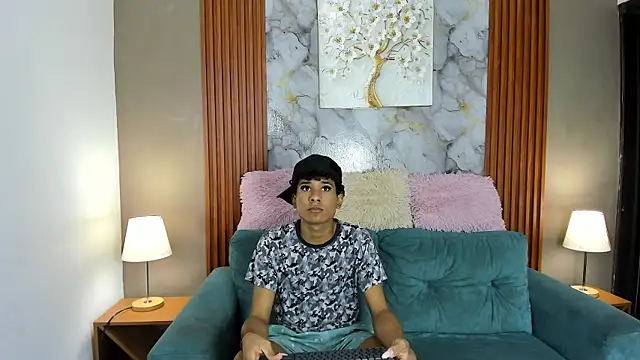 MAPOLA GREAT online show from April 12, 2026, 7:17 pm