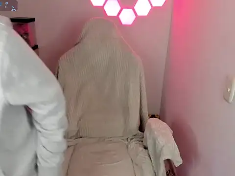 Snapshot of emillyaqua chatting on January 8, 2026, 9:10 pm emillyaqua online show from January 8, 2026, 9:10 pm