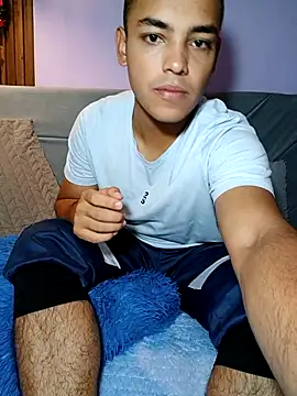 Snapshot of studentdeivy_ chatting on January 13, 2026, 11:03 am studentdeivy online show from January 13, 2026, 11:03 am