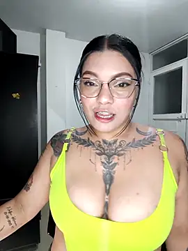 brenda palacio online show from February 16, 2026, 2:21 am