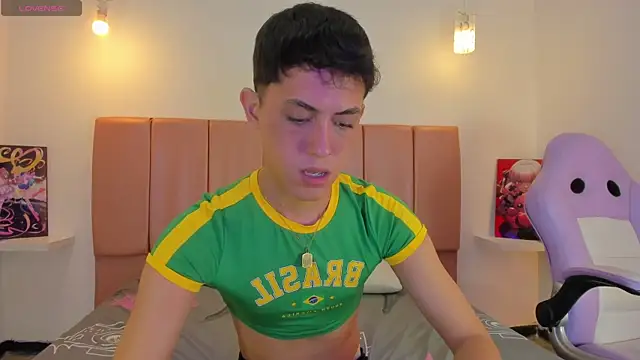 Iamcami  online show from February 11, 2026, 8:31 pm