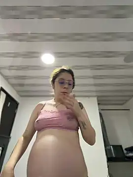 NatalyPinky online show from July 27, 2026, 10:50 pm