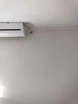 RAFAELQUINTEROSCAVALHEI online show from April 17, 2026, 6:11 pm