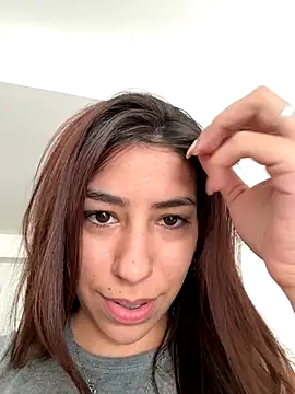 Snapshot of Chiarabbyfun chatting on January 6, 2026, 8:46 pm Chiarabbyfun online show from January 6, 2026, 8:46 pm