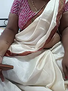 Snapshot of Kalaitamil01 chatting on July 19, 2026, 6:33 am Kalaitamil01 online show from July 19, 2026, 6:33 am