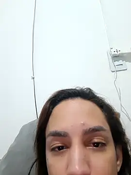 Snapshot of ofjuliaa chatting on March 8, 2026, 9:56 am ofjuliaa online show from March 8, 2026, 9:56 am