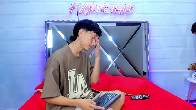 BunnyLove  online show from February 27, 2026, 12:11 am