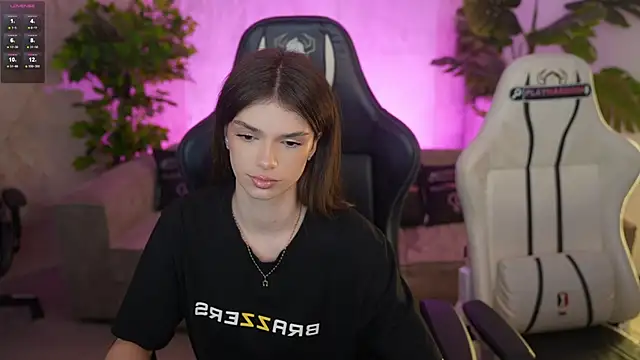 Mila Rose054 online show from March 25, 2026, 3:55 pm