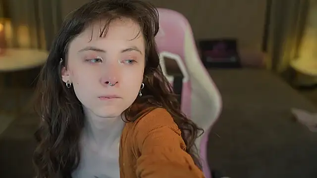 Orly flame online show from April 16, 2026, 12:06 pm