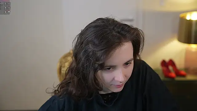 Snapshot of Orly_flame chatting on February 1, 2026, 8:01 am Orly flame online show from February 1, 2026, 8:01 am