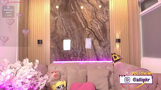 Allison Parker1  online show from March 19, 2026, 12:16 pm