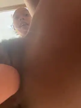 Snapshot of Tamiii420 chatting on April 1, 2026, 4:04 pm Tamiii420 online show from April 1, 2026, 4:04 pm