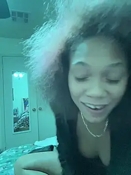 Tamiii420 online show from April 21, 2026, 2:14 am