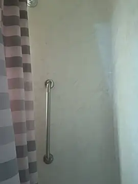 Snapshot of Tamiii420 chatting on April 6, 2026, 1:56 pm Tamiii420 online show from April 6, 2026, 1:56 pm