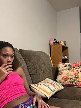 Snapshot of Tamiii420 chatting on March 9, 2026, 12:36 am Tamiii420 online show from March 9, 2026, 12:36 am