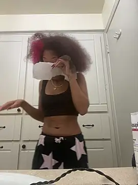 Snapshot of Tamiii420 chatting on March 23, 2026, 5:02 pm Tamiii420 online show from March 23, 2026, 5:02 pm