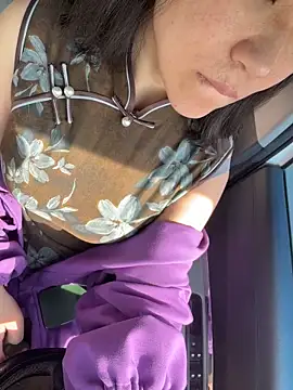 wy2026 online show from April 5, 2026, 3:02 am