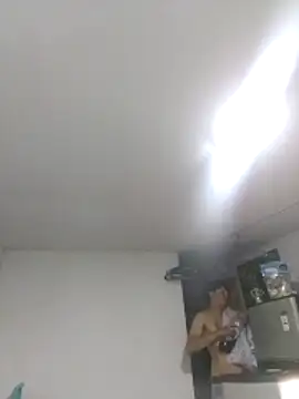 Tamara gomex online show from April 17, 2026, 1:52 am