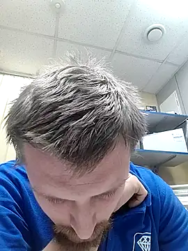 Snapshot of yurii_magic chatting on February 17, 2026, 12:02 pm yurii magic online show from February 17, 2026, 12:02 pm