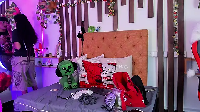 MeowMota  online show from March 21, 2026, 6:12 pm