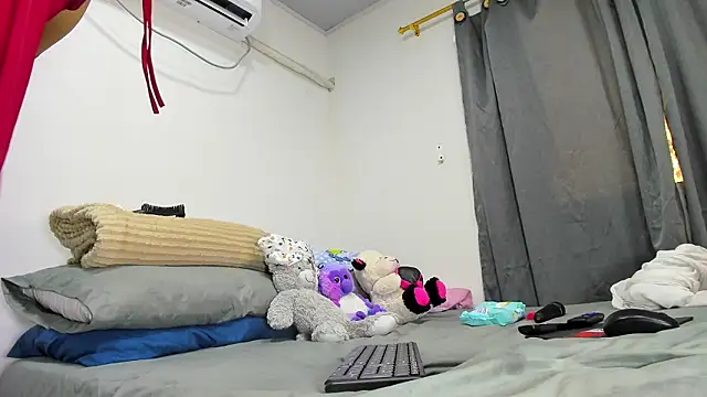 vennuss19 online show from March 10, 2026, 9:19 pm