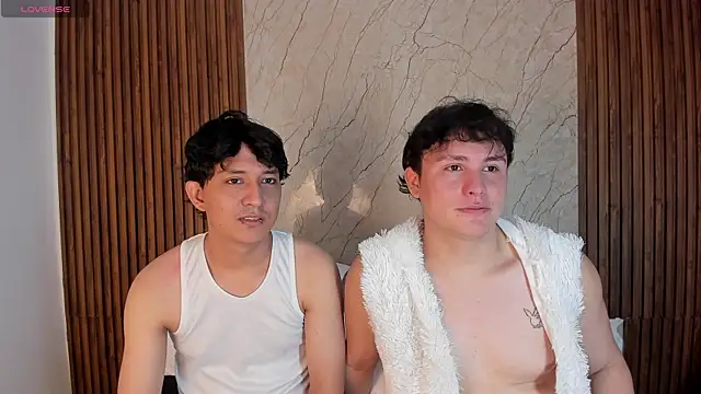 Snapshot of benji_and_nathan chatting on January 13, 2026, 11:14 am benji and nathan online show from January 13, 2026, 11:14 am