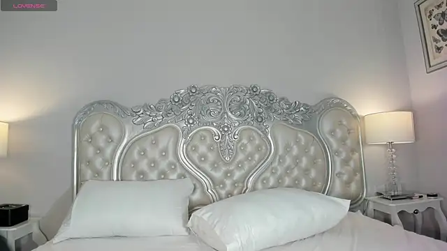 KatheOlson online show from March 17, 2026, 8:12 pm