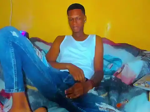 Snapshot of aunstin_mohamme chatting on April 10, 2026, 2:40 am aunstin mohamme online show from April 10, 2026, 2:40 am