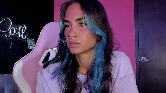 azula lillet online show from April 7, 2026, 7:48 pm