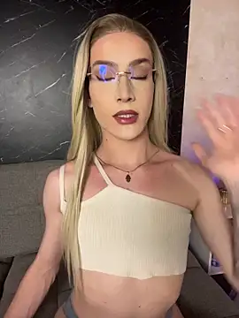 Alana Stone online show from July 29, 2026, 8:52 pm
