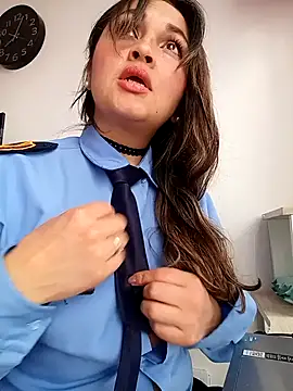 Snapshot of Alejandra_N chatting on February 26, 2026, 6:30 pm Alejandra N online show from February 26, 2026, 6:30 pm