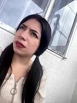 LunaSeduct online show from January 13, 2026, 4:22 pm