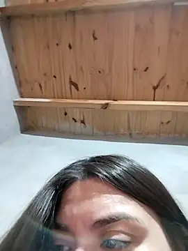 Snapshot of denise2028 chatting on January 14, 2026, 10:24 pm denise2028 online show from January 14, 2026, 10:24 pm